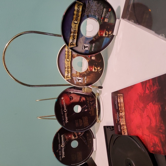 2003 Pirates of the Caribbean Collection - Picture 3 of 5